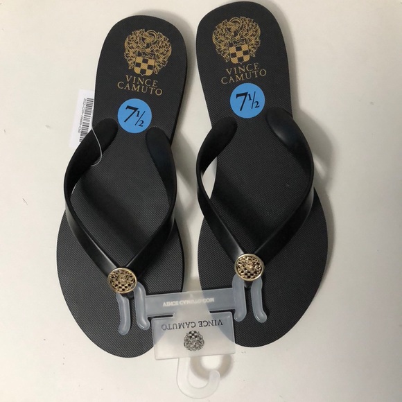 vince camuto flip flops